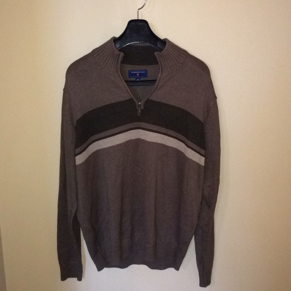 Nice 1/4 zip sweater.